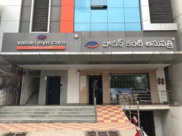 Vasan Eye Care Hospital Warangal